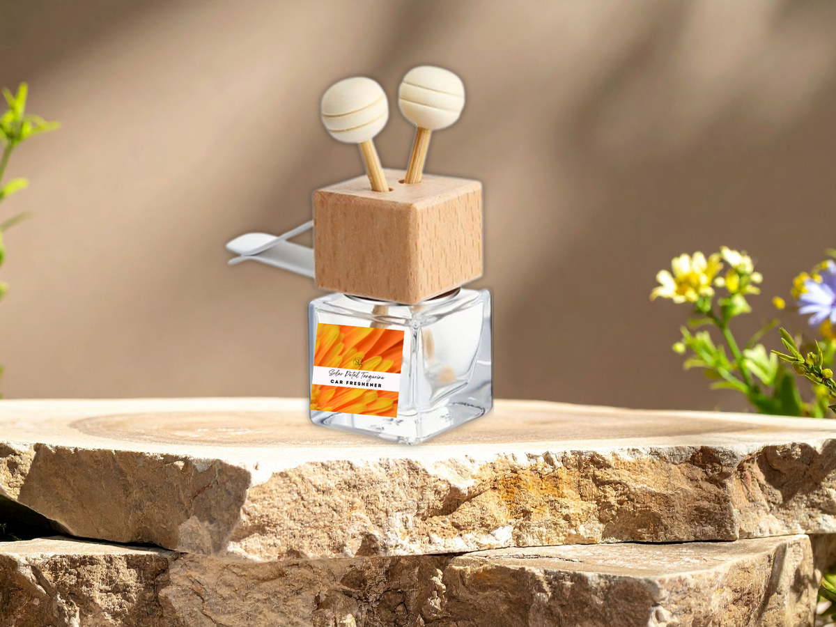 Bold & Masculine Vent Car Diffuser – Wood, Amber & Smoke