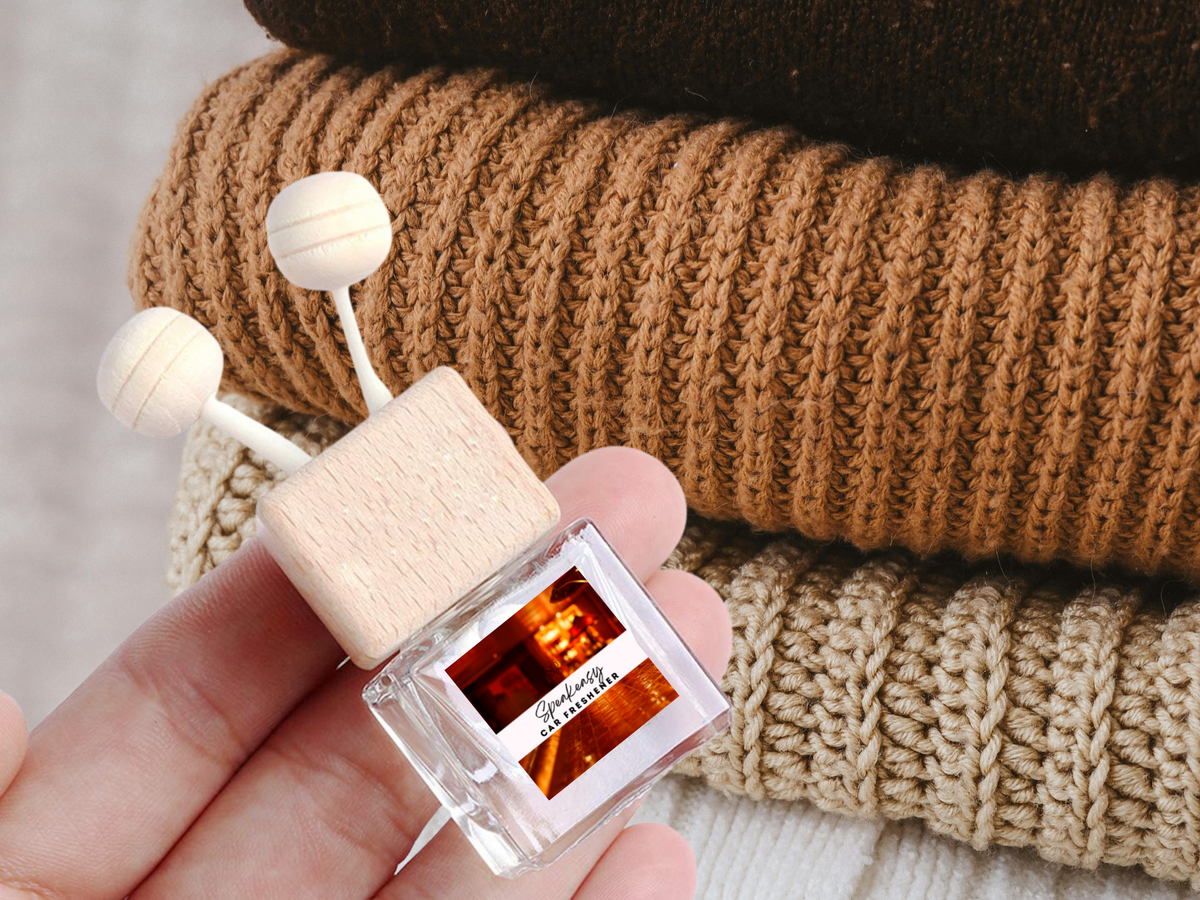Bold & Masculine Vent Car Diffuser – Wood, Amber & Smoke